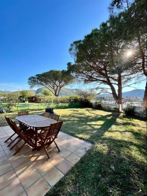 Maison Chaleureuse En Plein Coeur Du Centre Ville Saint-Florent  Zewnętrze zdjęcie